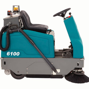 6100 right with side vacuum wand
